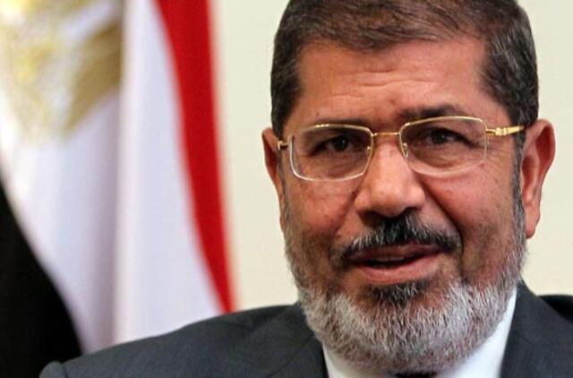 Buvęs Egipto prezidentas kalėjime paskelbė bado streiką