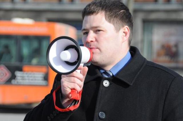 Klaipeda councillor vows to demand for investigation over expelled Latvians