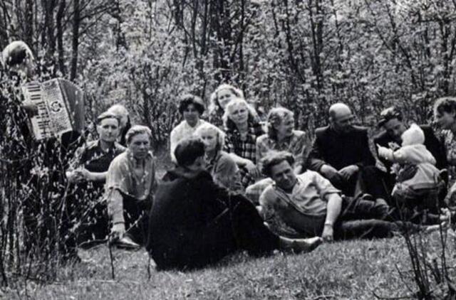 Klaipėdos akvarelės: namai ir žmonės (402)