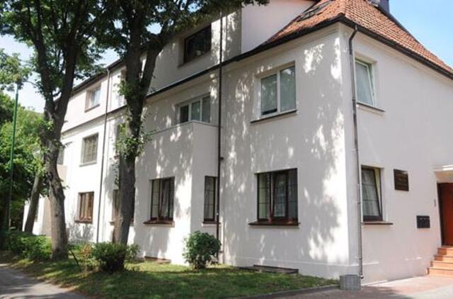 Klaipėdos akvarelės: namai ir žmonės (404)