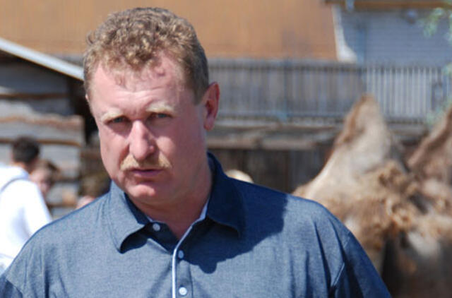 Nelegalūs darbuotojai valgė gyvūnams skirtą maistą