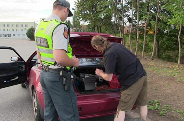 Pareigūnams įkyrėjęs vyras prisiprašė patikrinimo