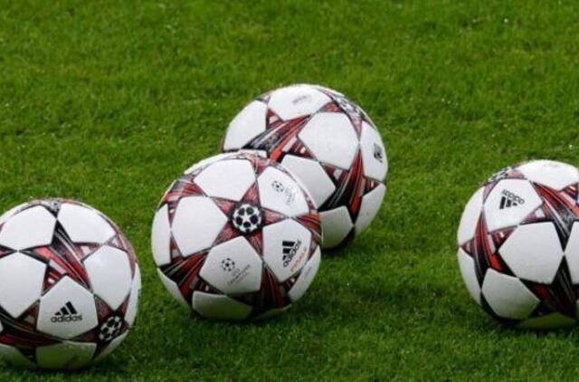 2022 metų pasaulio futbolo čempionatas vyks žiemą, Zepą Blaterį apklausė Šveicarijos prokuratūra