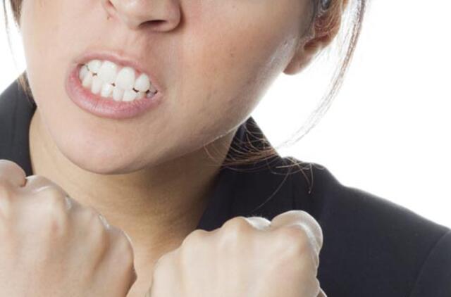 Girta Italijos lietuvė siautėjo ir lėktuve, ir oro uosto užkardoje