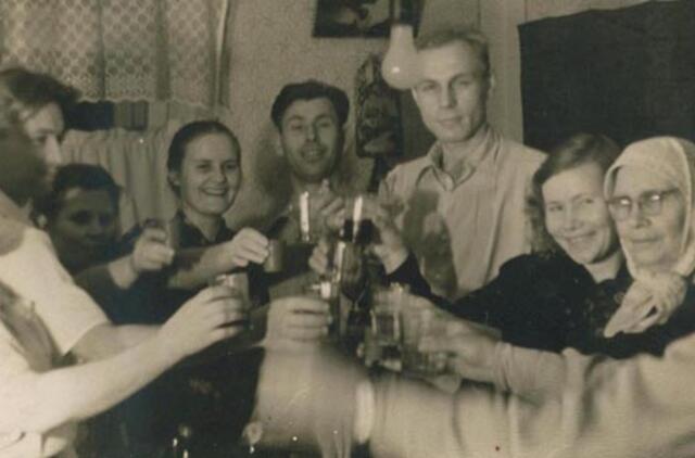 Klaipėdos akvarelės: namai ir žmonės (407)