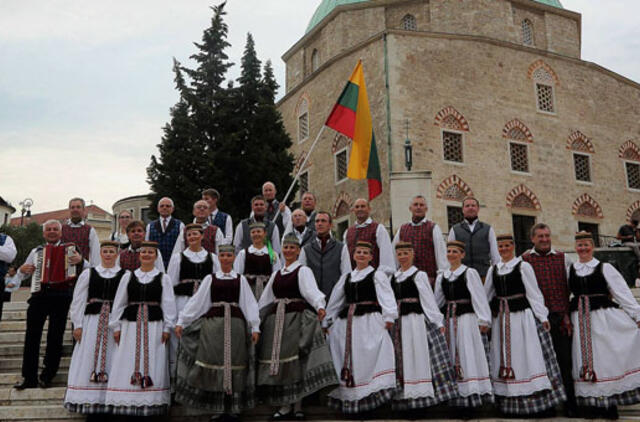 Lietuvos vėliava plazdėjo Vengrijoje