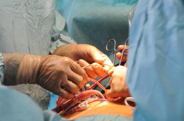 Lygiai po 28 metų atlikta 107-oji širdies transplantacija