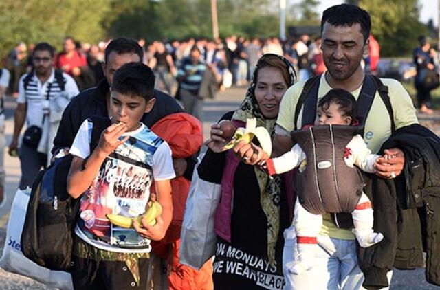 Rekordas: į Vengriją per dieną atvyko 4000 pabėgėlių