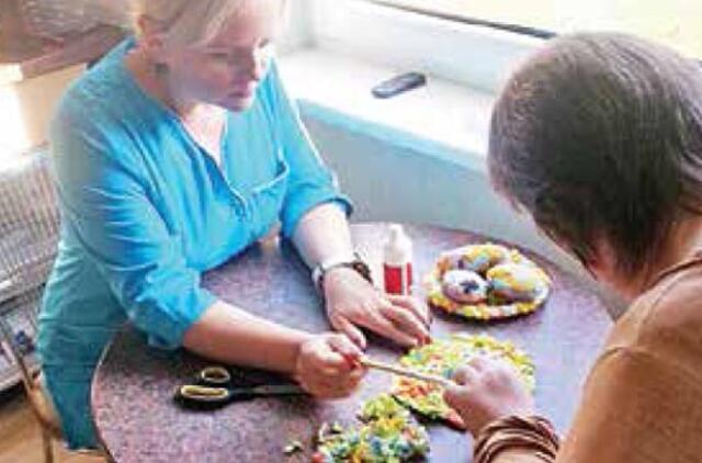 Socialinės globos paslaugas namuose teikia mobilios komandos