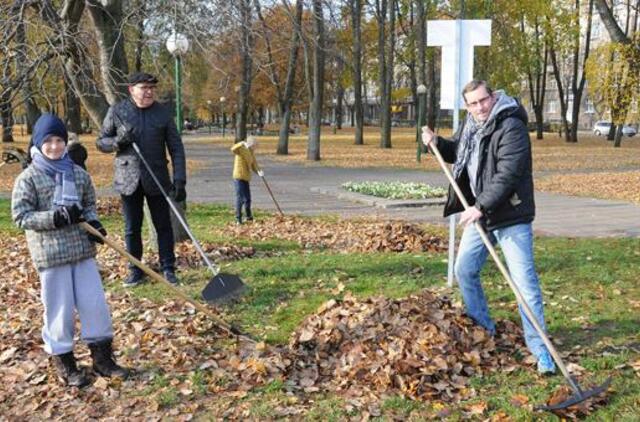 Lapų grėbimo talka – siekis skatinti pilietiškumą