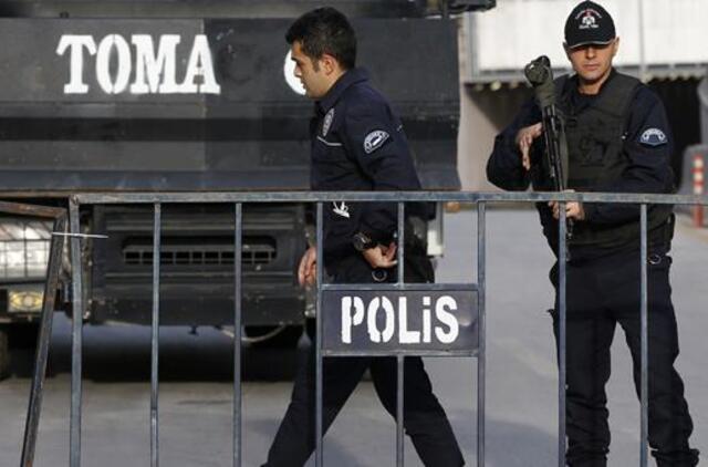 Nors dėl sprogimų Ankaroje niekas neprisiėmė atsakomybės, Turkija įtaria IS