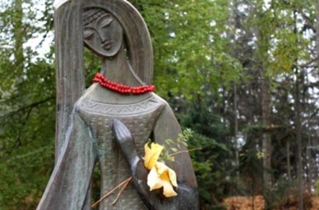 Palanga statys paminklą Vytauto tėvams