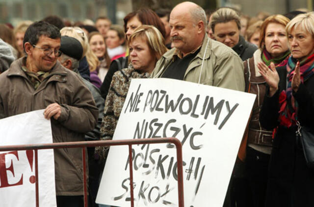 Prie Vyriausybės protestavusios tautinės mažumos išplėtė savo reikalavimų sąrašą