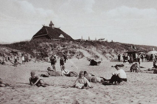 Smiltynė pro praeities objektyvą