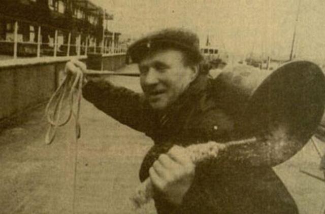 "Vakarų ekspresas". 1990 10 03