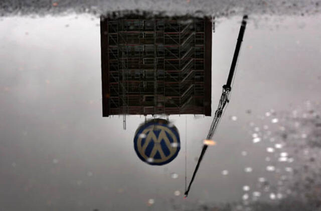 Vokietijos prokurorai apieškojo "Volkswagen" būstinę