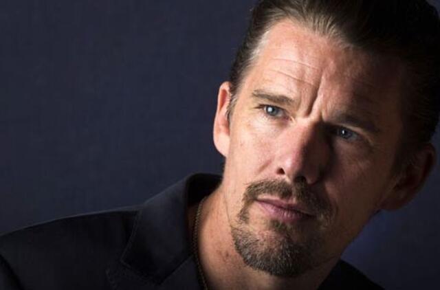 Itanas Houkas: "Esu tikras, kad nieko nežinau"