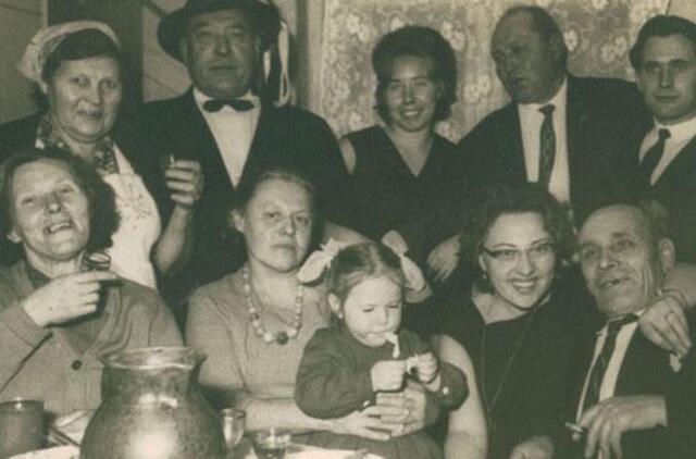 Klaipėdos akvarelės: namai ir žmonės (414)