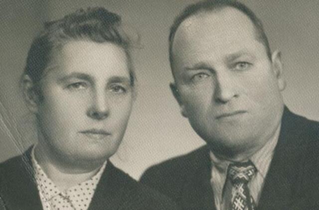 Klaipėdos akvarelės: namai ir žmonės (416)