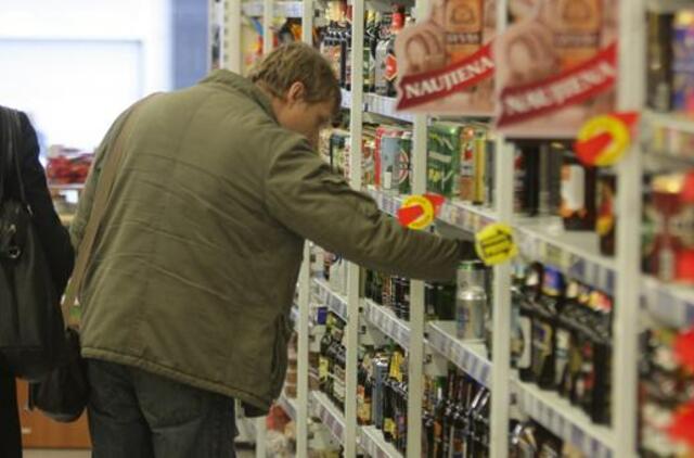 NATKK: alkoholio vartojimas kasmet kainuoja daugiau nei 200 mln. eurų