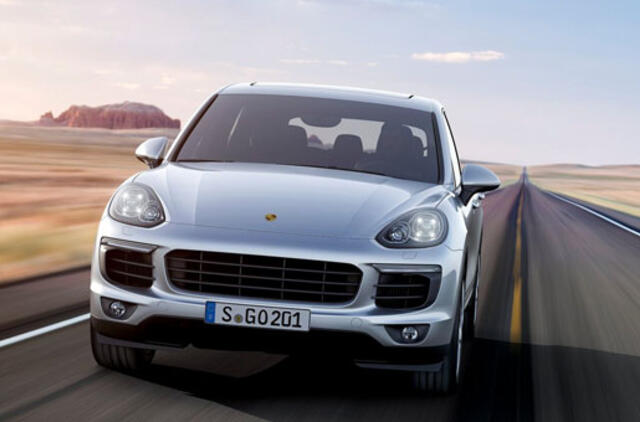 "Porsche" pristabdė dyzelinių "Cayenne" pardavimus JAV rinkoje