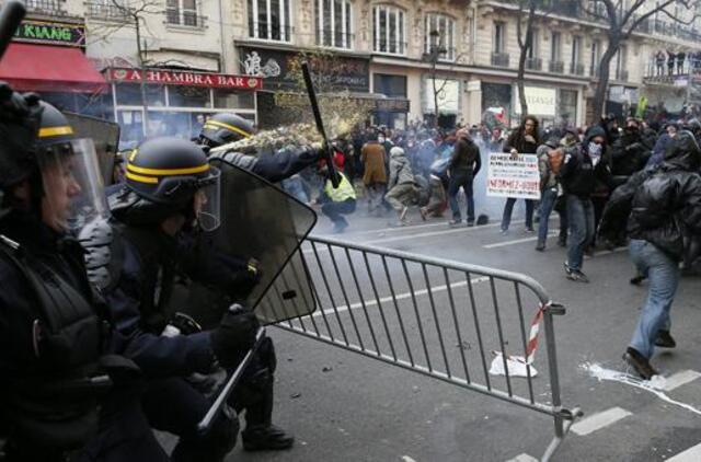 Prieš Paryžiaus pasaulio viršūnių klimato susitikimą - protesto akcijos pasaulyje