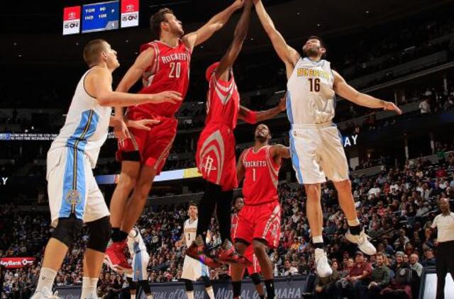 Donatas Motiejūnas pelnė 19 taškų, tačiau "Rockets" pralaimėjo