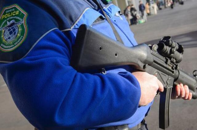 Šveicarijoje sulaikyti penki asmenys, tarp jų - du Rusijos piliečiai, įtariami ryšiais su teroristais