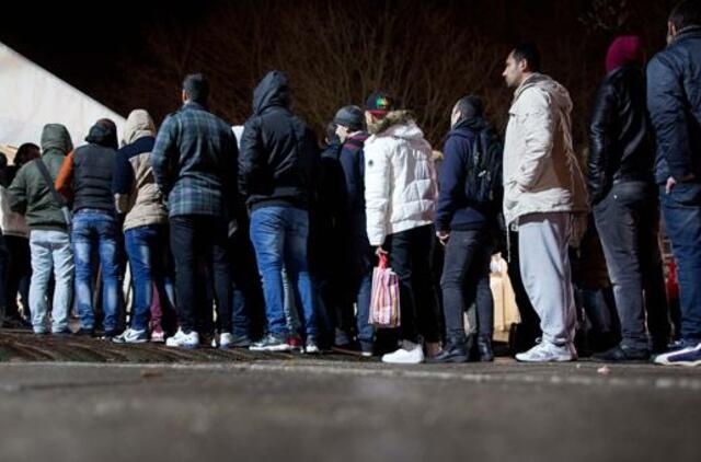 Vokietija skubina negavusių prieglobsčio migrantų deportavimo procedūrą