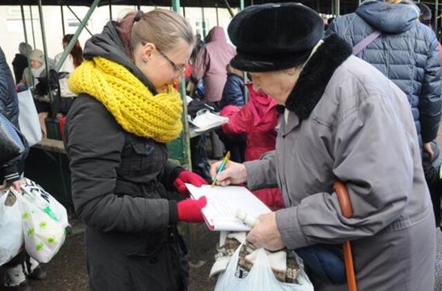 Žvejybos uoste - vėl Rūbų dalinimo akcija