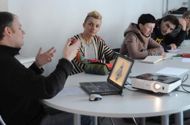 Meno kieme – komiksų ir istorijos sintezė