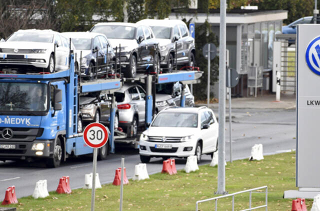 Metiniai "Volkswagen" pardavimai sumažėjo pirmą kartą per 11 metų