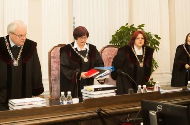 Teismas: kaltinamieji Sausio 13-osios byloje gali būti teisiami už akių