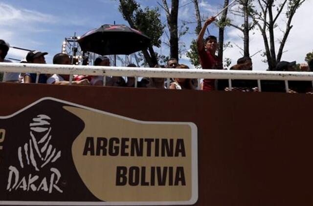 Vaidoto Žalos ir Sauliaus Jurgelėno ekipažas dėl varžovų avarijos prologe nestartavo