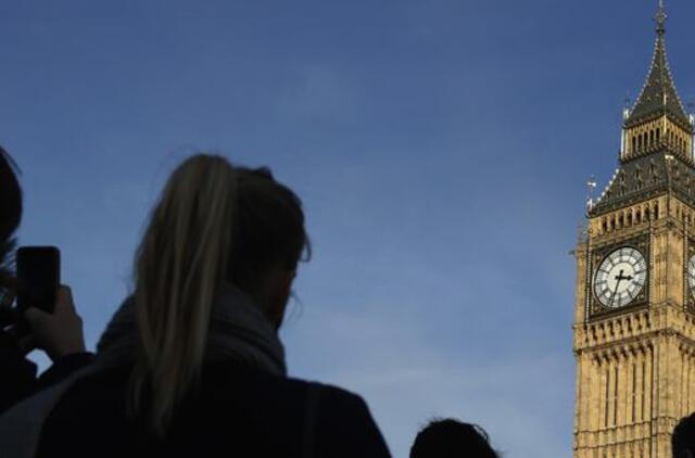 Didžiosios Britanijos pasitraukimo iš ES šalininkų skaičius sumažėjo iki 38 procentų