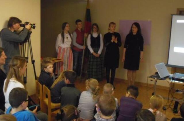 Klaipėdos Litorinos mokykloje paminėta Vasario 16-oji