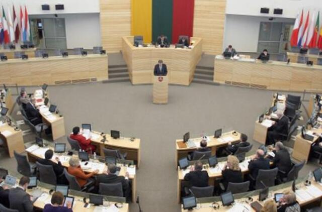 Seimo opozicija reikalauja pripažinti, kad neeilinė sesija nutraukta neteisėtai