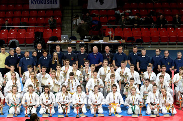 Lietuvos jaunių kiokušin karatė čempionate - Luko Kubiliaus auklėtinių triumfas