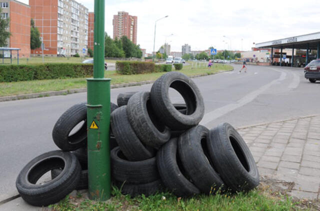 Kodėl susidėvėjusios padangos neturi sau vietos?