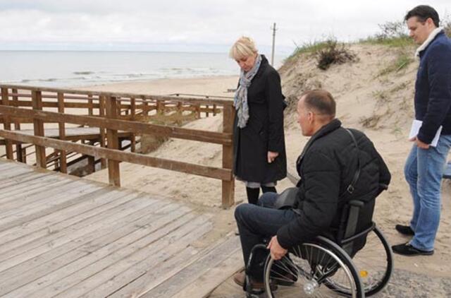 Paplūdimiuose žada geresnes sąlygas neįgaliesiems