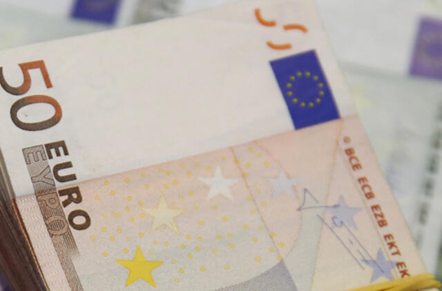 Bruto darbo užmokestis šalies ūkyje pirmą ketvirtį sumažėjo 1,2 proc.