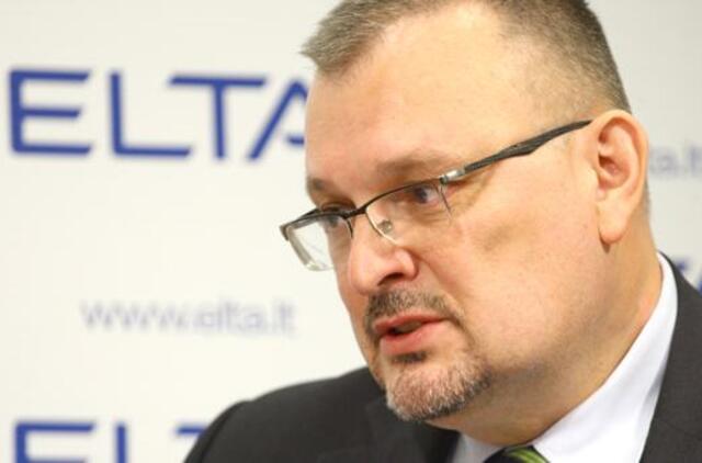 "Darbiečiai" siūlo kompensuoti pareigūnų ir karių pensijas