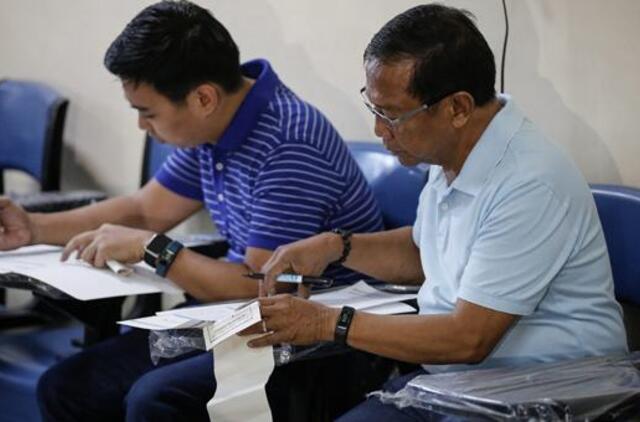 Filipinuose vyksta prezidento rinkimai