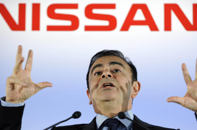 Karlosas Gosnas: "Nissan" kyla keblumų dėl "Mitsubishi"