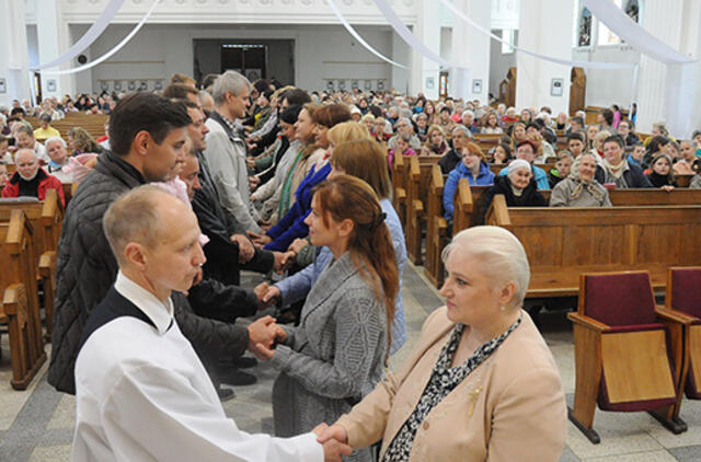Klaipėdiečiai atnaujino santuokos įžadus