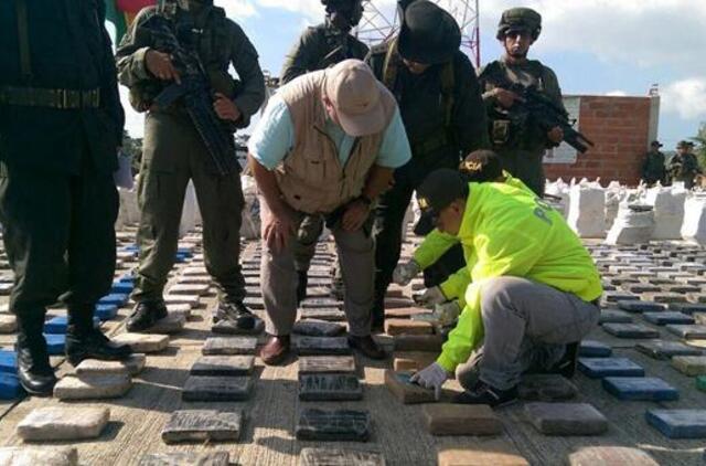 Kolumbija konfiskavo rekordinę kokaino siuntą