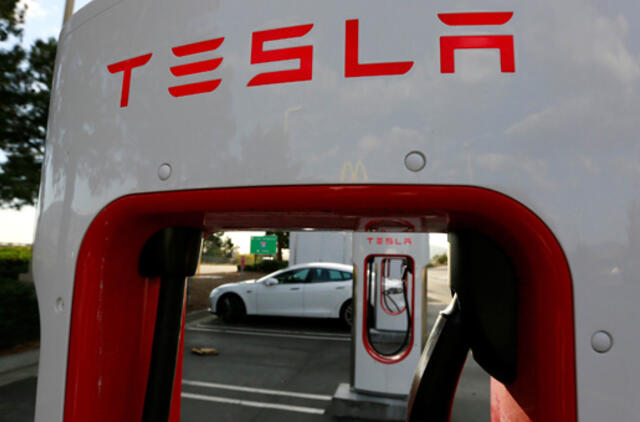 Pietų Korėjos "Mando" derasi dėl dalių tiekimo naujajam "Tesla Model 3"