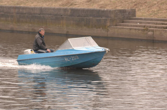 Plaukioti motorlaiviais galima ne visur