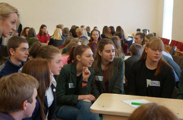 "Suprask, priimk ir jausk"