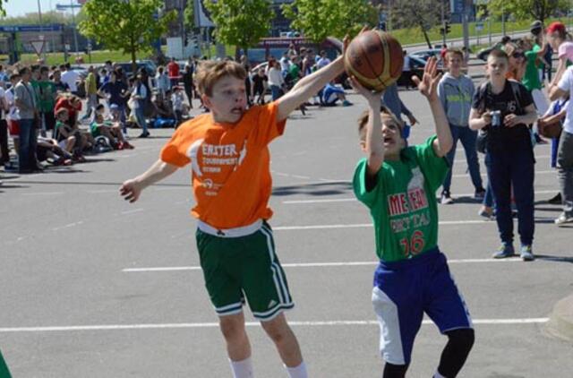 Šurmuliavo gatvės krepšinio aistros